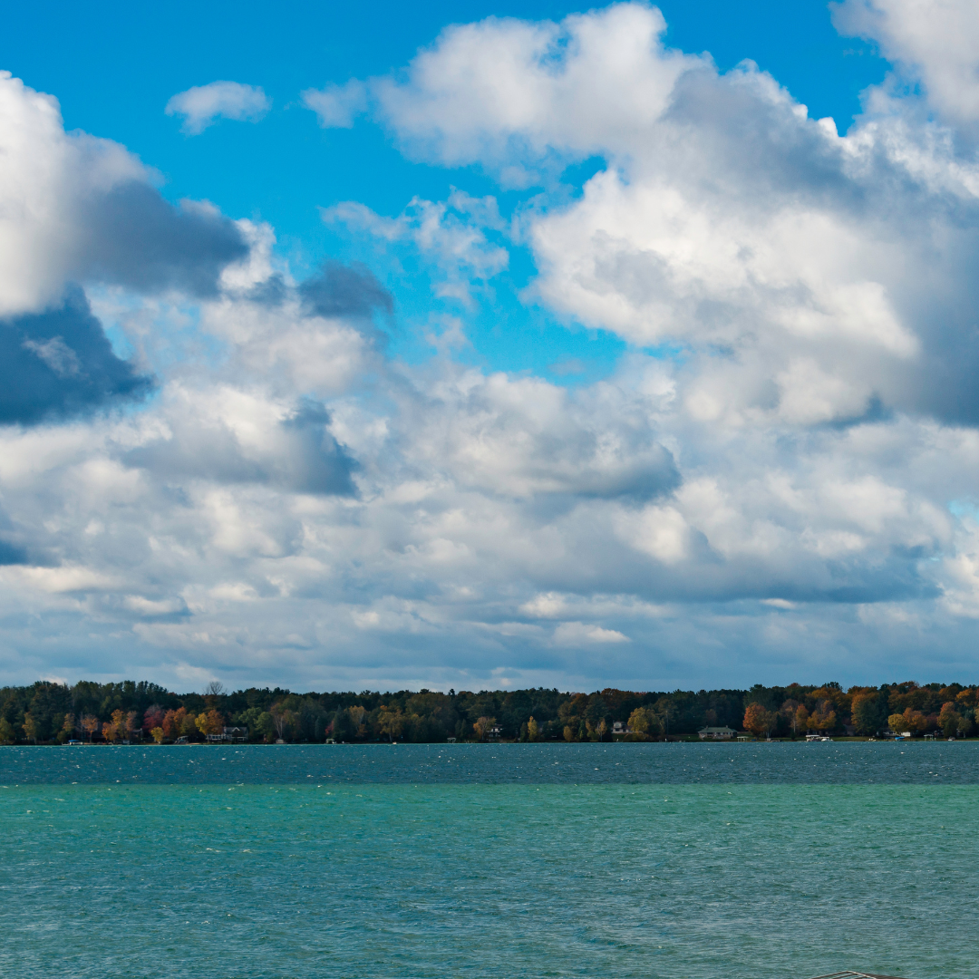 Reach International Outfitters