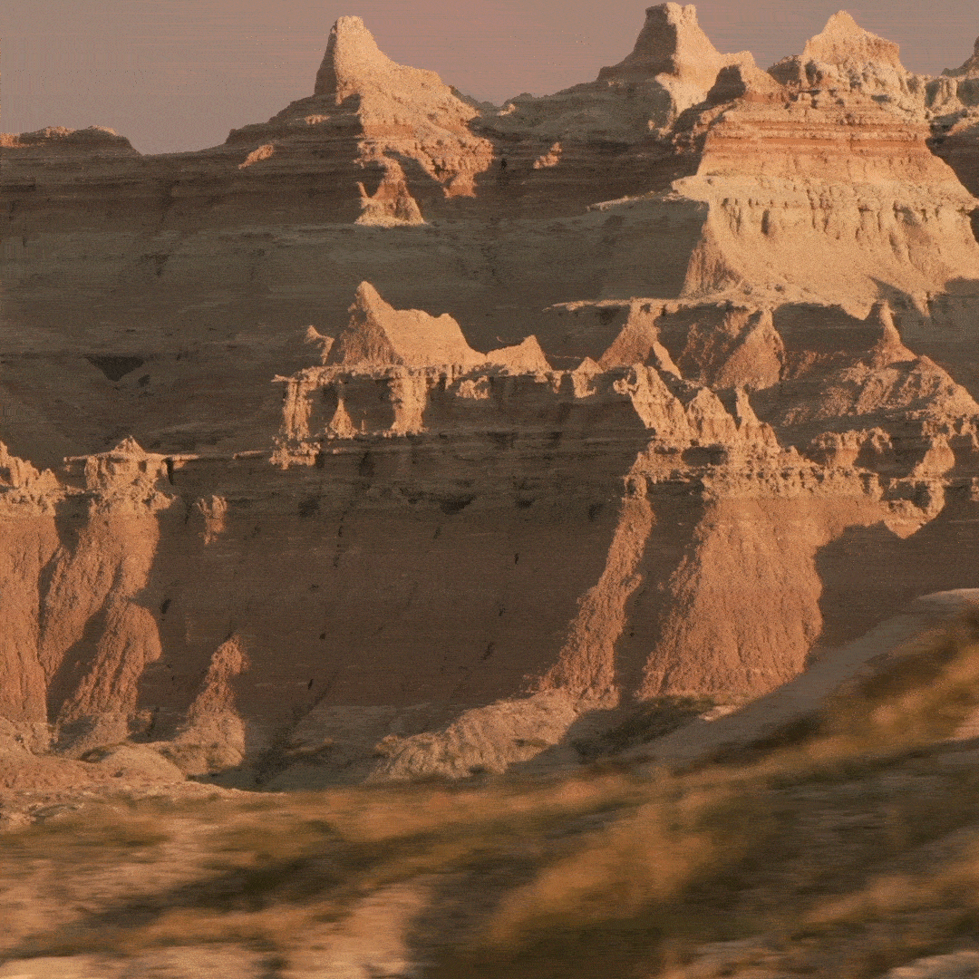 Reach International Outfitters