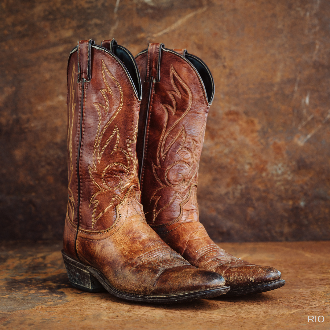 Reach International Outfitters