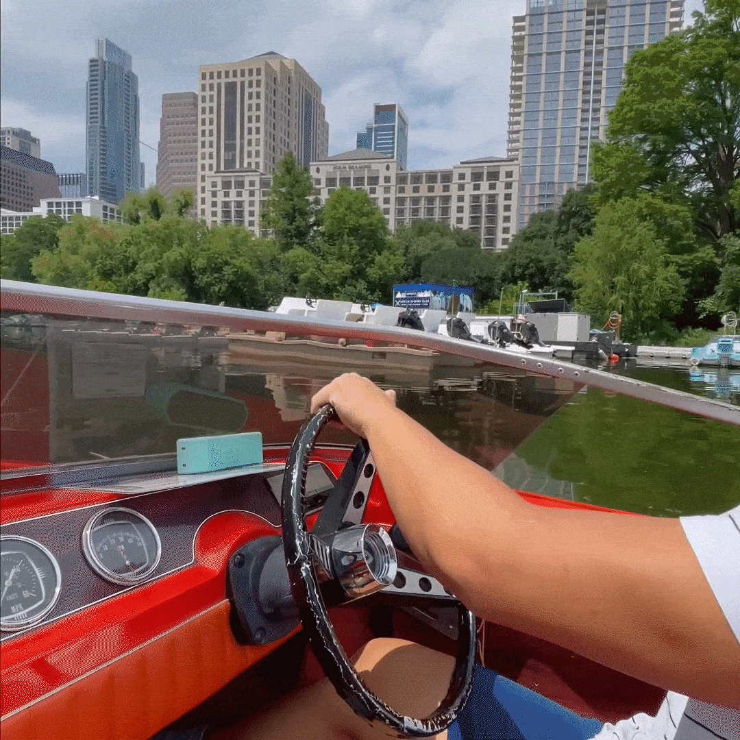 Reach International Outfitters