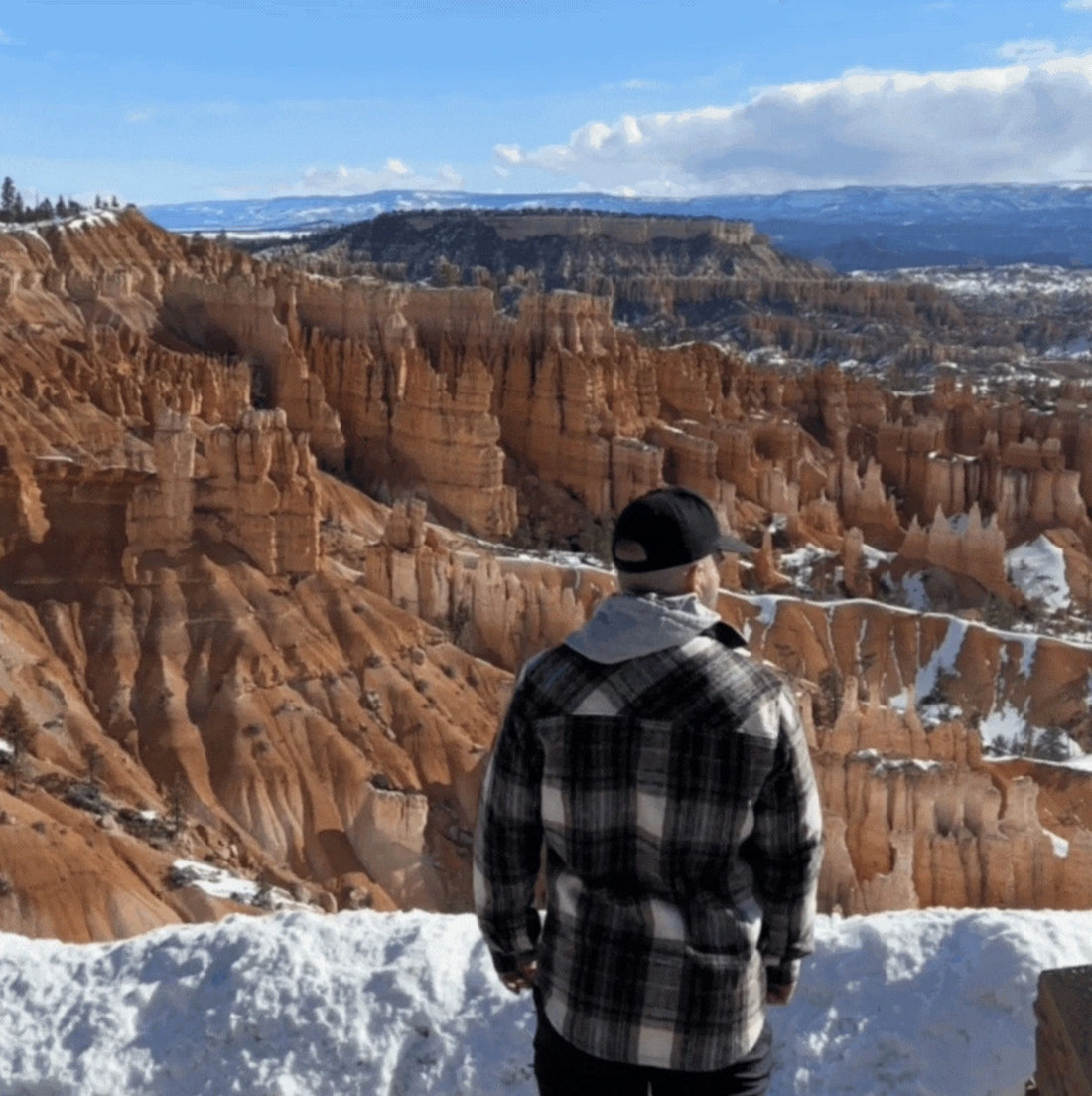 Reach International Outfitters