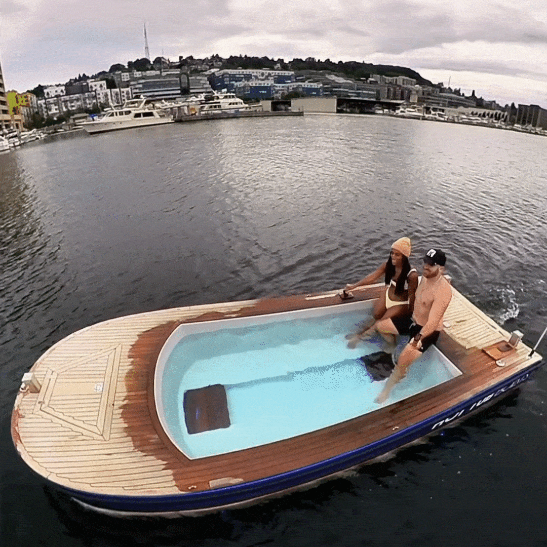 Reach International Outfitters